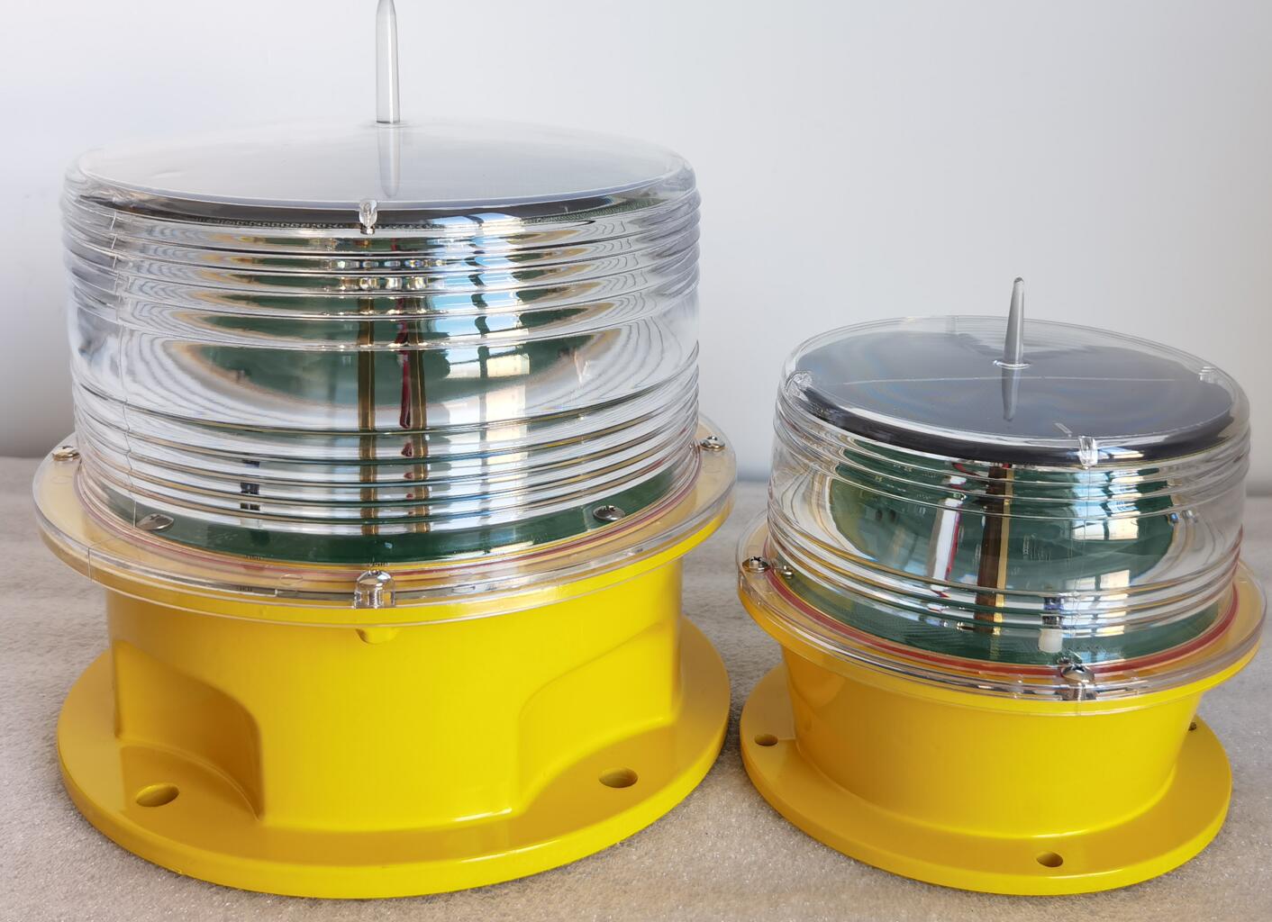 solar powered aircraft warning lights